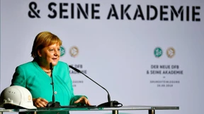 DFB legt Grundstein für Akademie-Bau