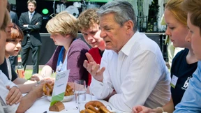 Die Fortsetzung des Lebens mit anderen Mitteln