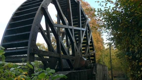 Türme unter und über der Erde