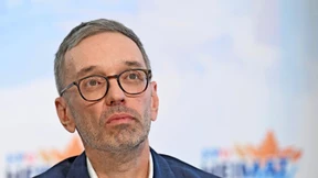 FPÖ stärkste Kraft