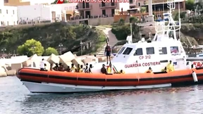 Mehr als 130 Menschen sterben bei Bootsunglück