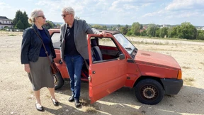 Poetisches Denkmal auf vier Rädern