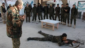 Allen gehen die Kämpfer aus