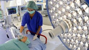 Bund bestellt 10.000 Beatmungsgeräte