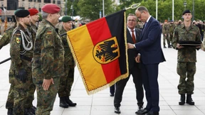 Merz feiert neue Bundeswehrbrigade