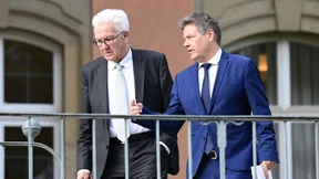 Habeck und Kretschmann kritisieren Aktionen von Klimaaktivisten