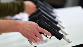 Mindestens acht Tote und Dutzende Verletzte