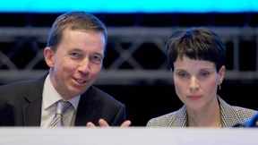 Lucke will Platz machen, aber nicht für Petry