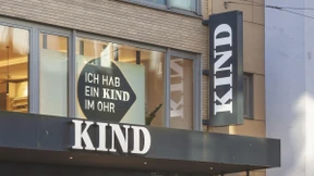 Das „Kind im Ohr“ wird dänisch