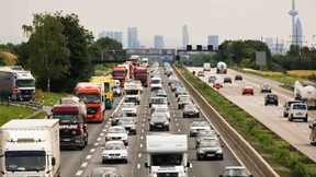 Stauzeiten gehen in Hessen weiter zurück