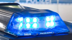 Polizisten sollen Frau in Gewahrsam vergewaltigt haben