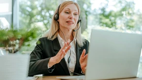 Wem die KI im Beruf hilft – und wen sie den Job kostet