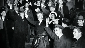 Er vernahm des Helden heilige Not