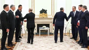 Und Orbán versprach Putin: Ich bin Dir zu Diensten