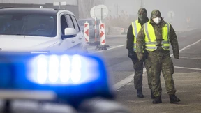 Liebesspiel am Flughafen – Ordnungsamt geräumt