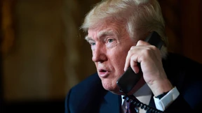 Jetzt misstrauen die Schwurbler auch Trump