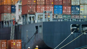 Lange Gesichter in Fernost