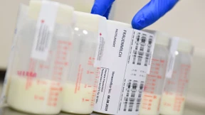 Notwendige Hilfe für Frühchen und kranke Neugeborene 