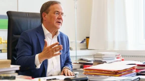 Früherer bayerischer Kultusminister nimmt Laschet in Schutz