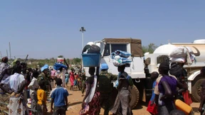 Ausländer verlassen Südsudan wegen blutiger Unruhen