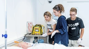 Praxis für geflüchtete Medizinstudenten