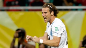 Uruguay schlägt Nigeria 2:1