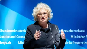 Neue Justizministerin gibt Spitzenbeamten Laufpass