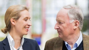 Ungleiches Spitzenduo führt AfD in den Bundestagswahlkampf