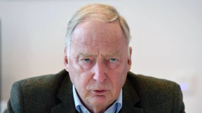 Gauland gibt Merkel Schuld an aggressiver Stimmung
