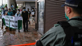 Dax fällt unter 11.000 Punkte