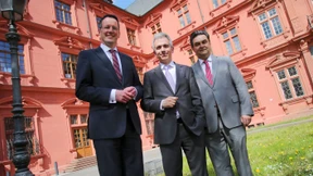 Chauffeurdienste für die Amtskollegen 