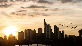 Ist sich Frankfurt selbst genug?