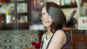 Sie ist nicht gern unter Menschen, doch sie liebt sie