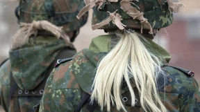 Keine weiblichen Dienstgrade für die Bundeswehr