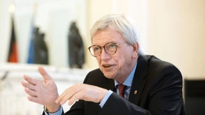 Freie Hand bei Schulen und Kitas