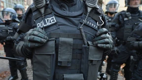 Polizei fordert alle verfügbaren Kräfte aus Deutschland an