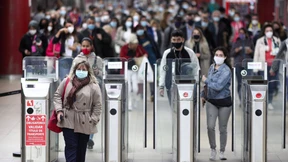 Spaniens Regierung droht für Madrid mit Notstand