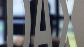 Dax-Konzerne knacken 100-Milliarden-Marke