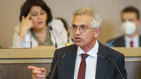 Feldmann lässt Frist für Rücktritt verstreichen