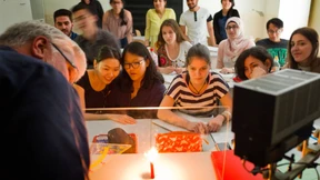 Arzt in Deutschland statt Bauer in Nepal