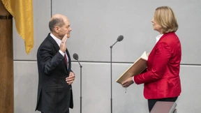 Schon am ersten Tag fehlen Scholz Stimmen