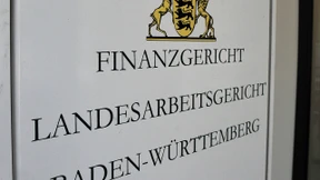 Neuer Einblick in die Akte