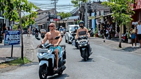 Auf Bali nicht die Blöße geben