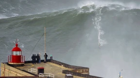 Das Monster nimmt Anlauf