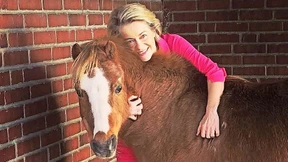 Problemwolf hat von der Leyens Pony „Dolly“ gerissen