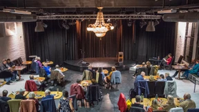 Maske aus Nächstenliebe