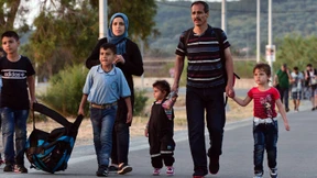 Nahles und Steinmeier fordern mehr Unterstützung für Flüchtlinge