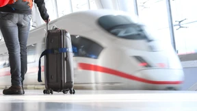 Die Bahn erhöht die Preise nicht – wenn die Steuer sinkt