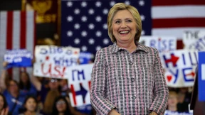 Clinton sichert sich Mehrheit der Delegiertenstimmen