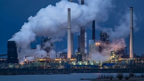 Viele Firmen erwägen Verlagerung ins Ausland